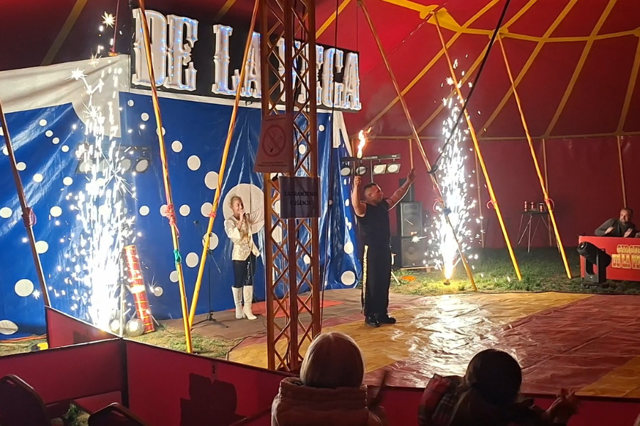 SPEKTAKULARNA PREMIJERA U PANČEVU: Cirkus Delavega očarao publiku svih generacija!